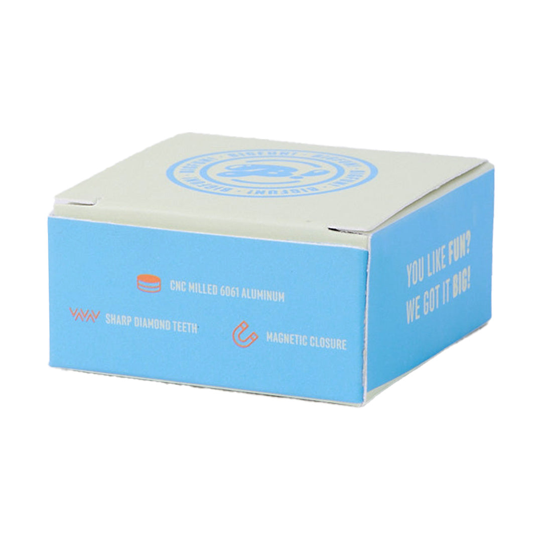BIGFUN! Medium 2pc Grinder packaging box with product features on blue background