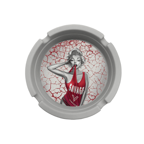 V Syndicate Dank Diva Blazin' Silicone Ashtray with red and white design, compact and durable