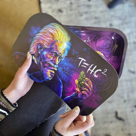 V Syndicate T=HC2 Genius Roll N Go Bundle, colorful design, portable magnetic rolling tray in hand